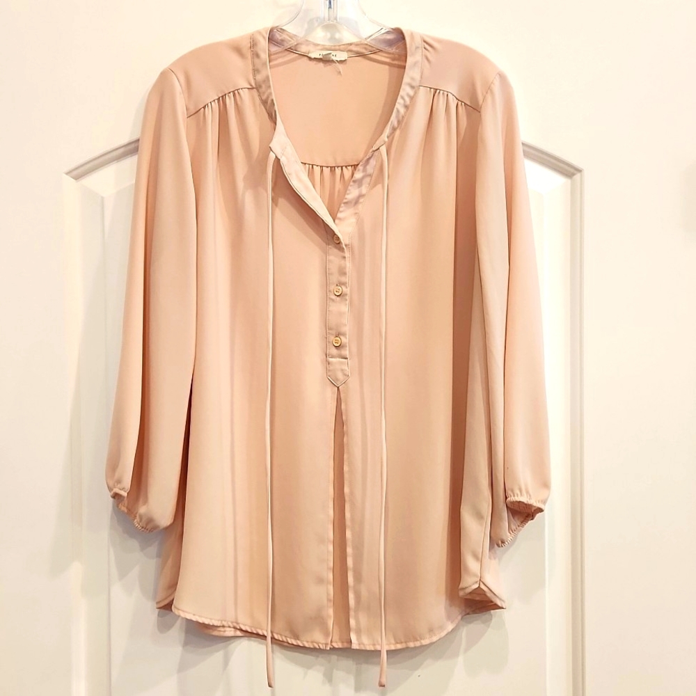 Pleione Blouse size M